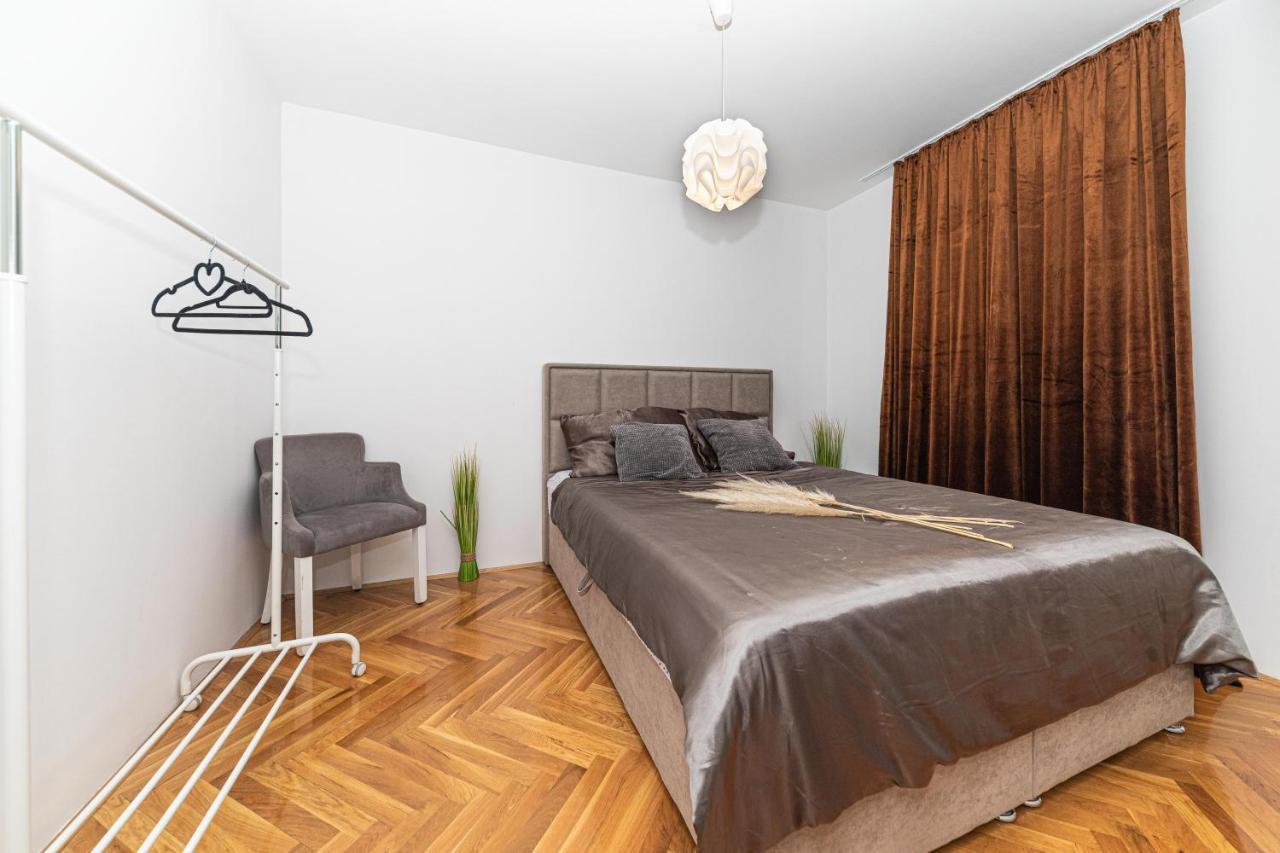 Malea Suite Split Exterior foto